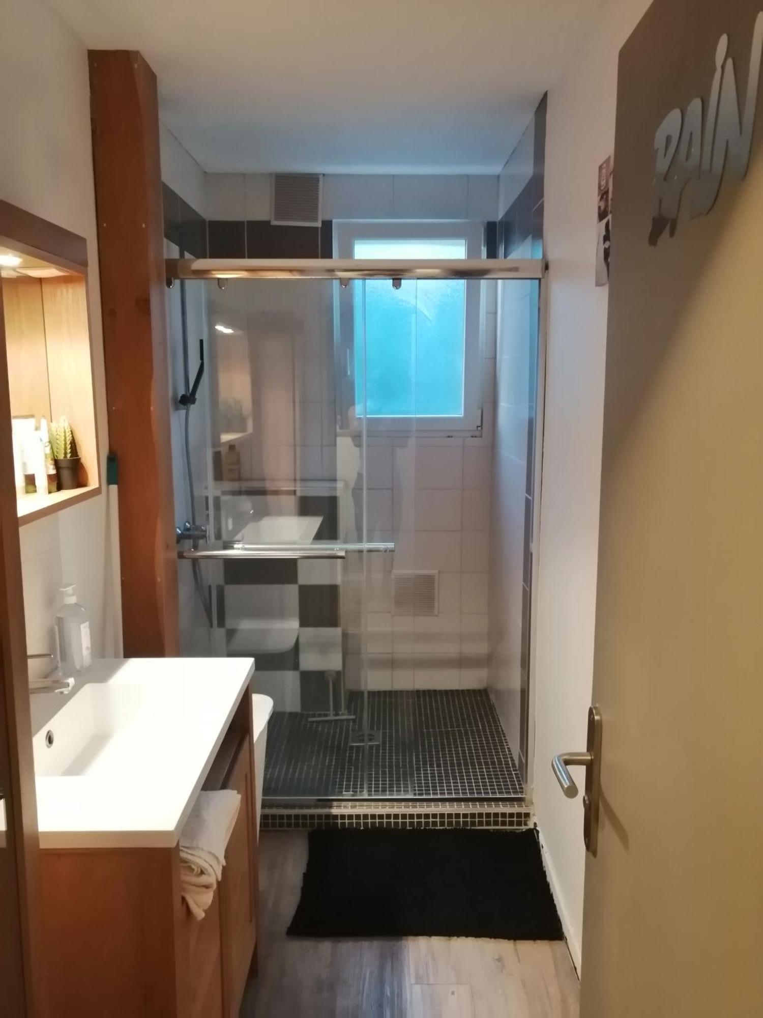 Chambre Dans Appartement A Niort Zewnętrze zdjęcie