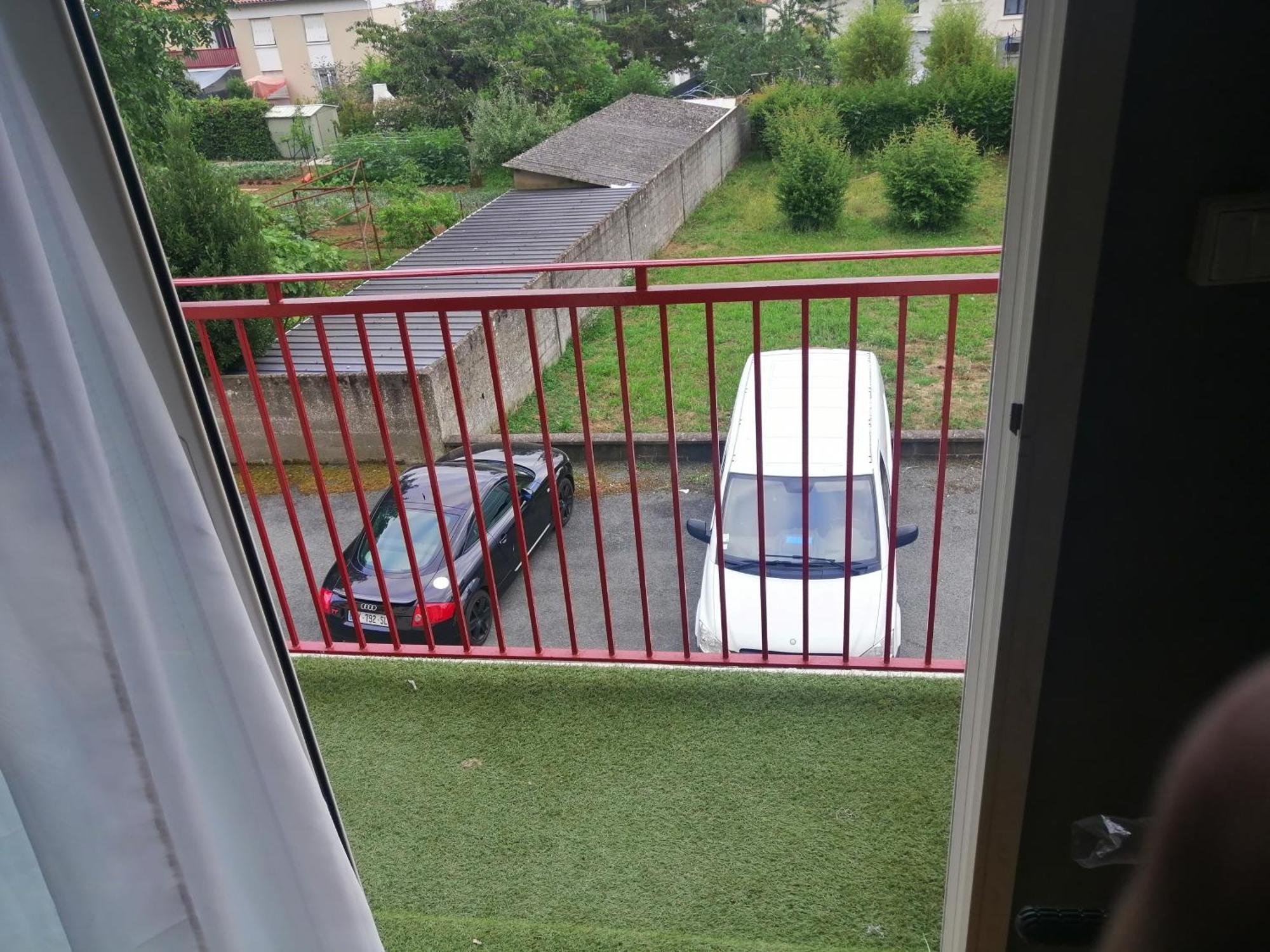 Chambre Dans Appartement A Niort Zewnętrze zdjęcie